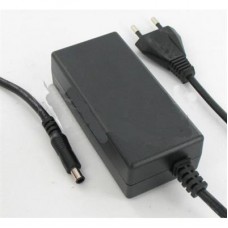 56W Compatible TFT monitor Adapter (14V 4A 6.0 x 4.3mm) (140357M6043)